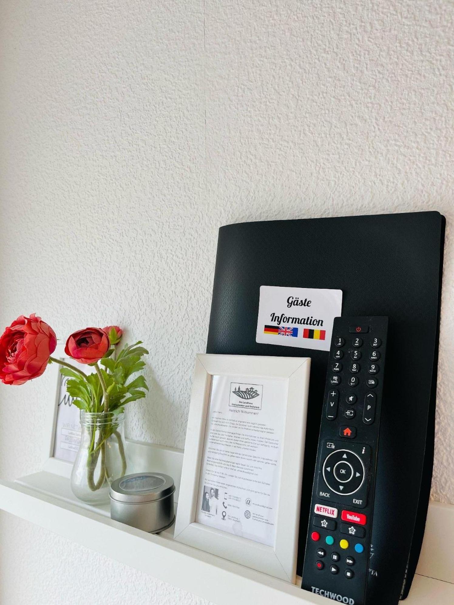 Am Landhaus - Gaestezimmer Walsheim Chambre photo